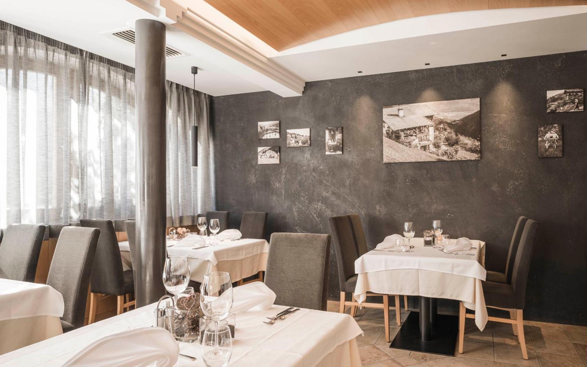 Hotel Alpenhof Ultimo Luaran gambar